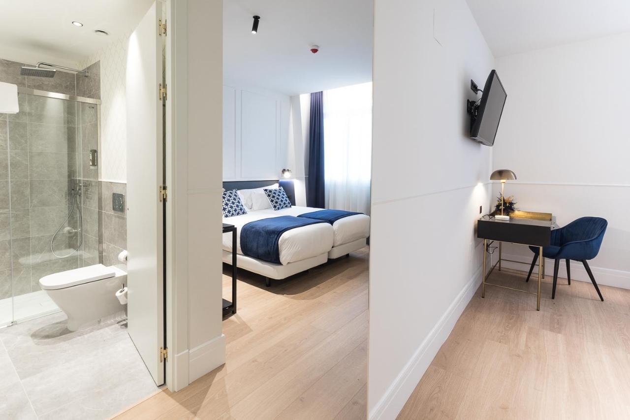 Junior Suite with Terrace,989208889:JPEG
