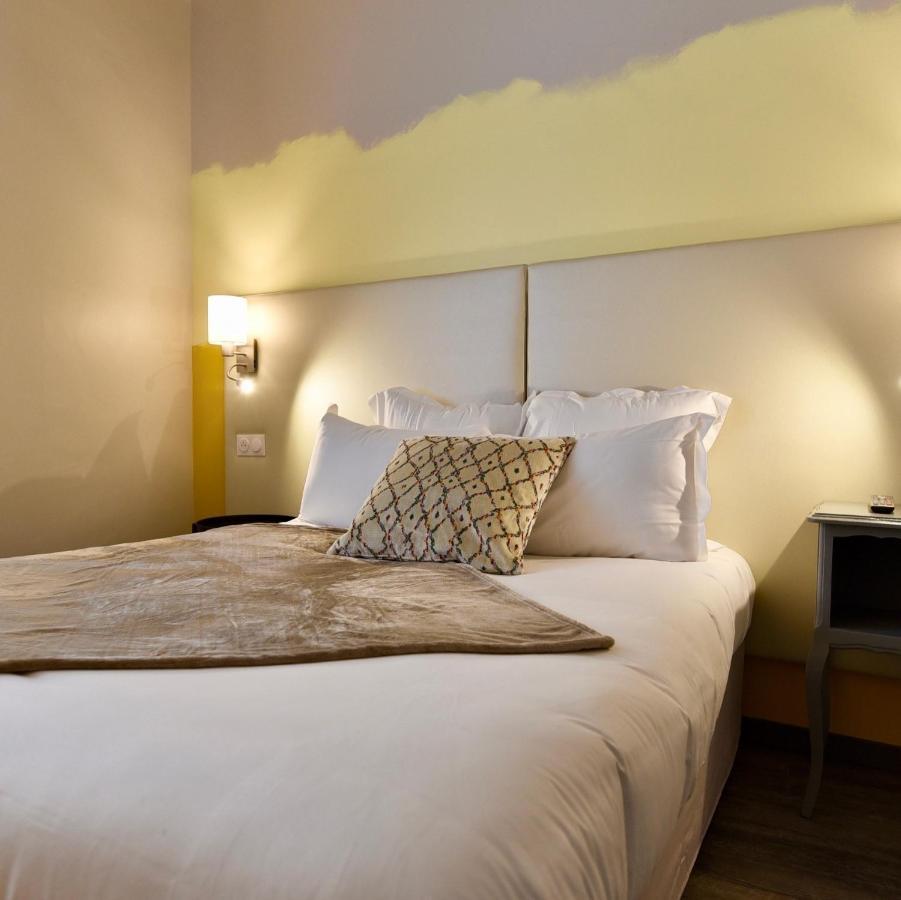 Small Double Room,993714178:JPEG