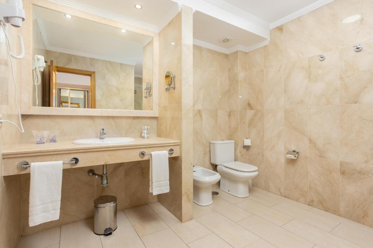Chambre Double ou Lits Jumeaux