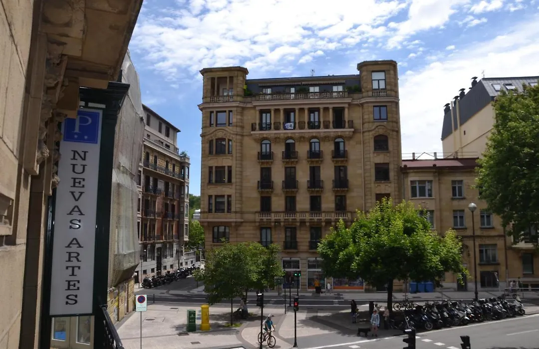 Pension Nuevas Artes-1