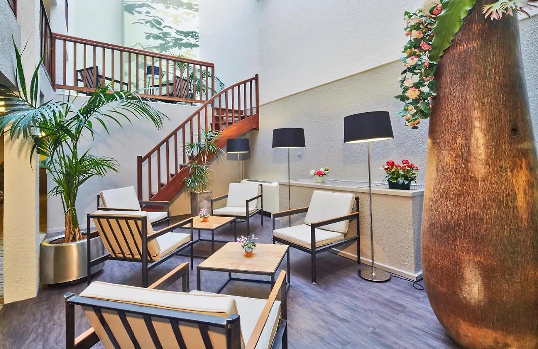 Kyriad Hotel Nevers Centre-1