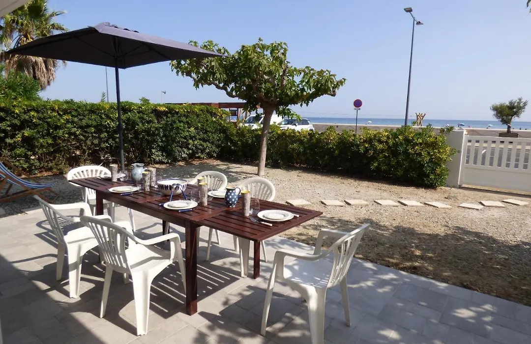 Villa T5 climatisée - Front de Mer - Narbonne Plage-1