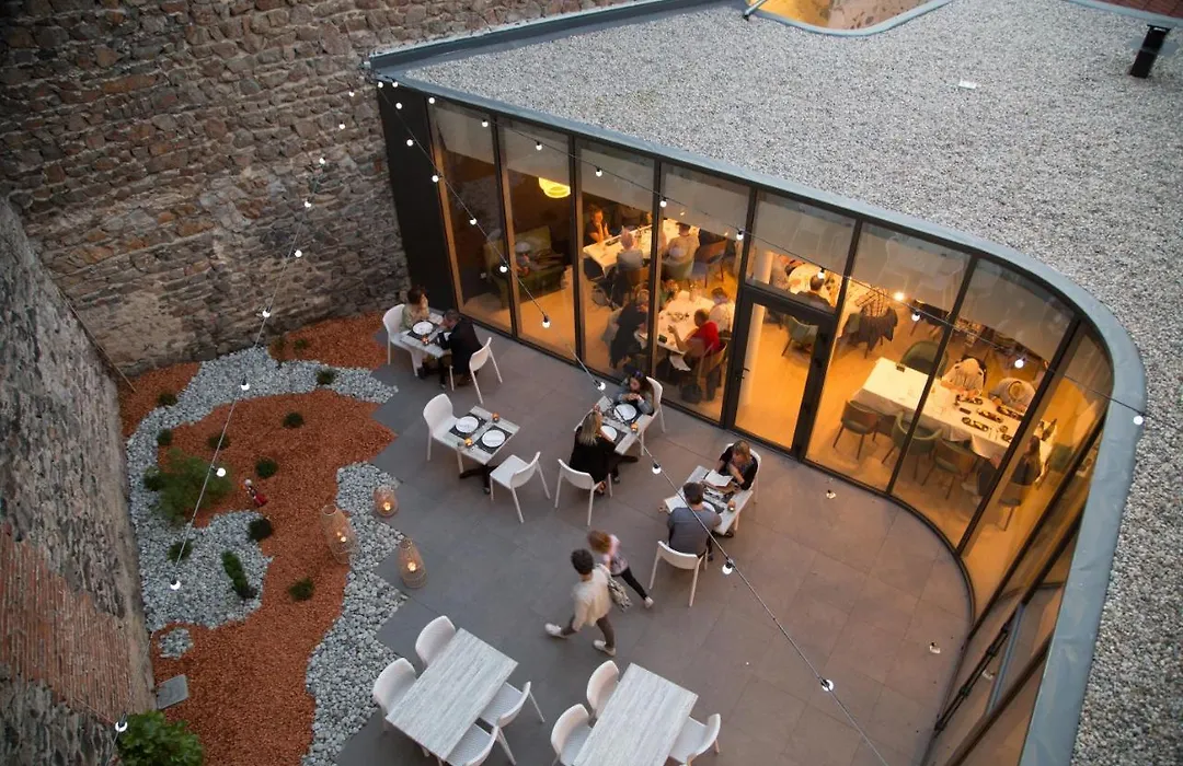 Le Patio-1