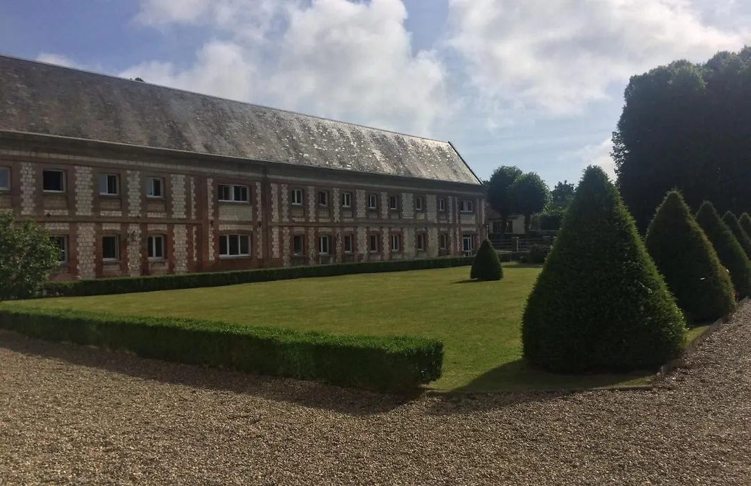 Le Chateau de Chantereine-1