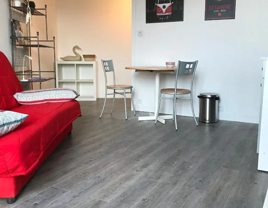 Studio Meublé Vue Mer-1
