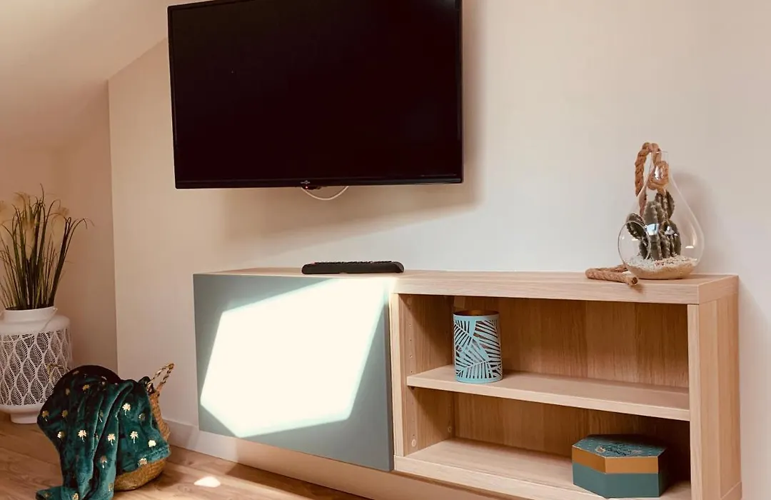 Warm & Wood-1
