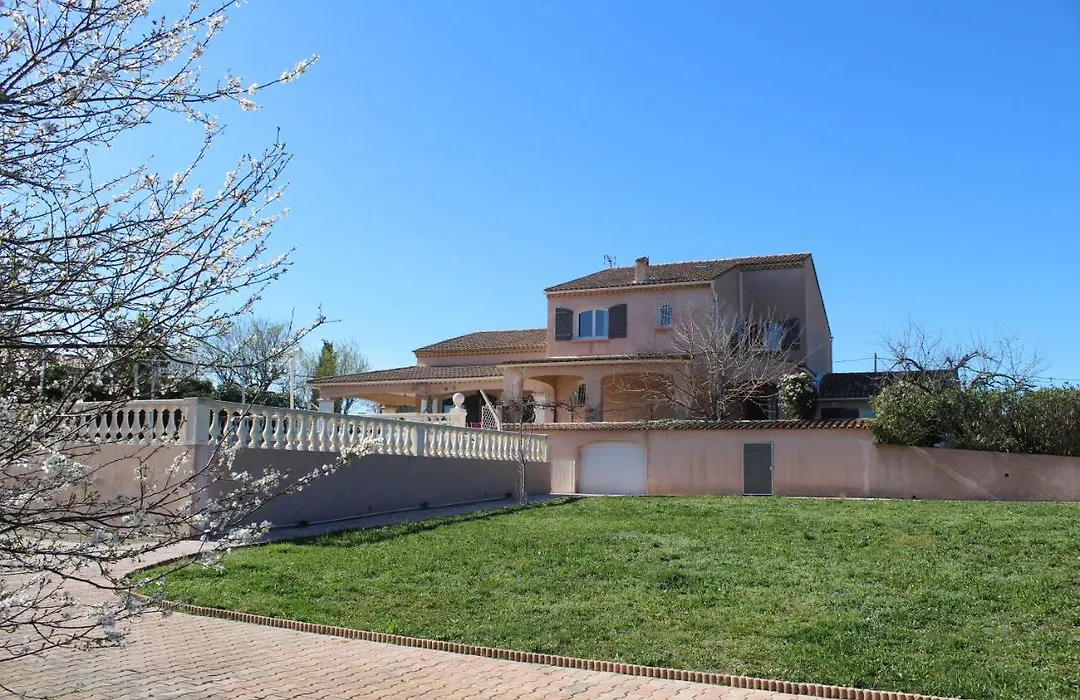 La Villa des Ames Liées-1