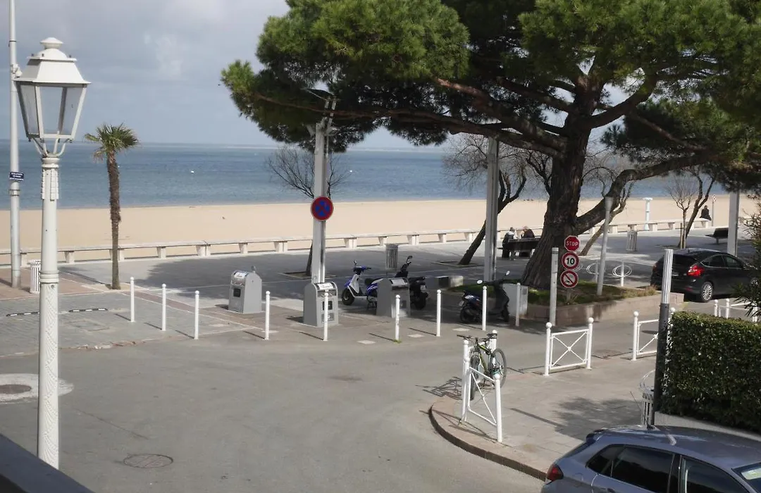 Studio Arcachon Vue Mer En Hyper Centre-1