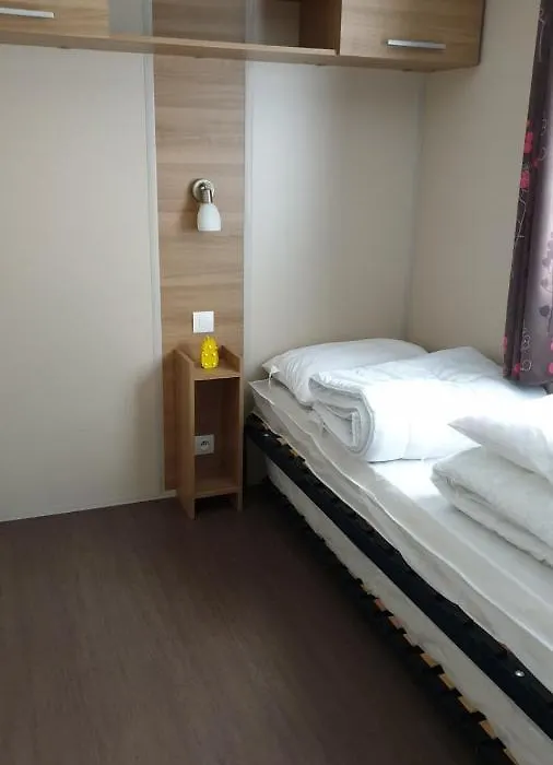 Mobil-home Confort camping le bois Masson-1