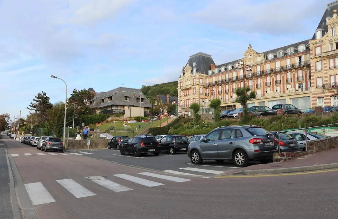 Residence Les Bains Houlgate-1