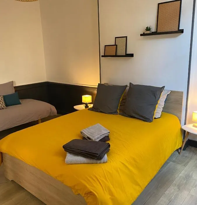 joli appartement quartier historique, 5 pers-1