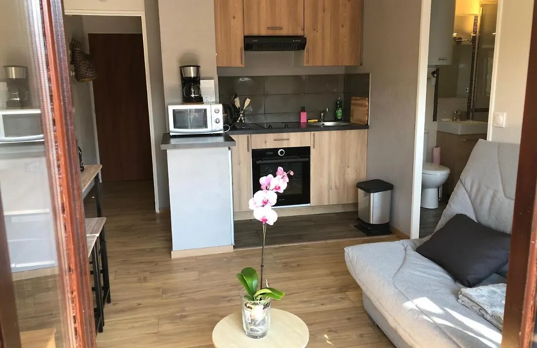 Appartement proche plage refait à neuf-1