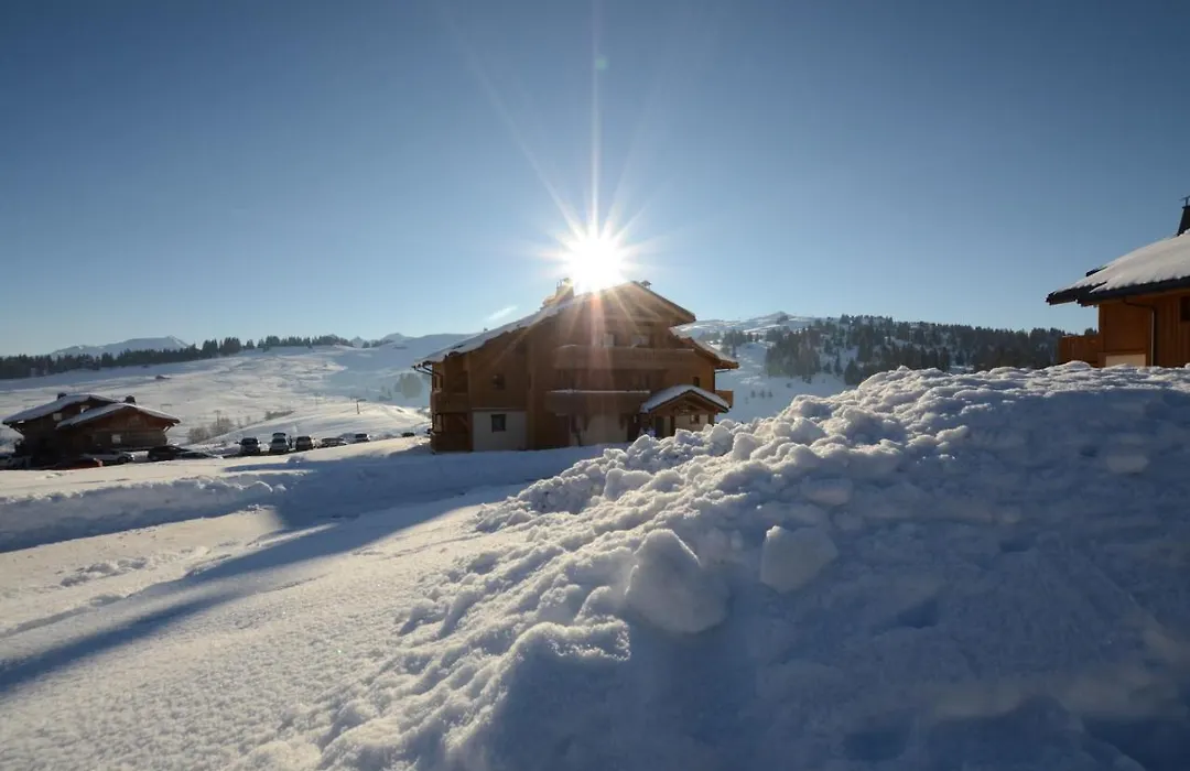 Chalet A, Village des Lapons Les Saisies, 3 chambres et 1 espace nuit mezzanine-1