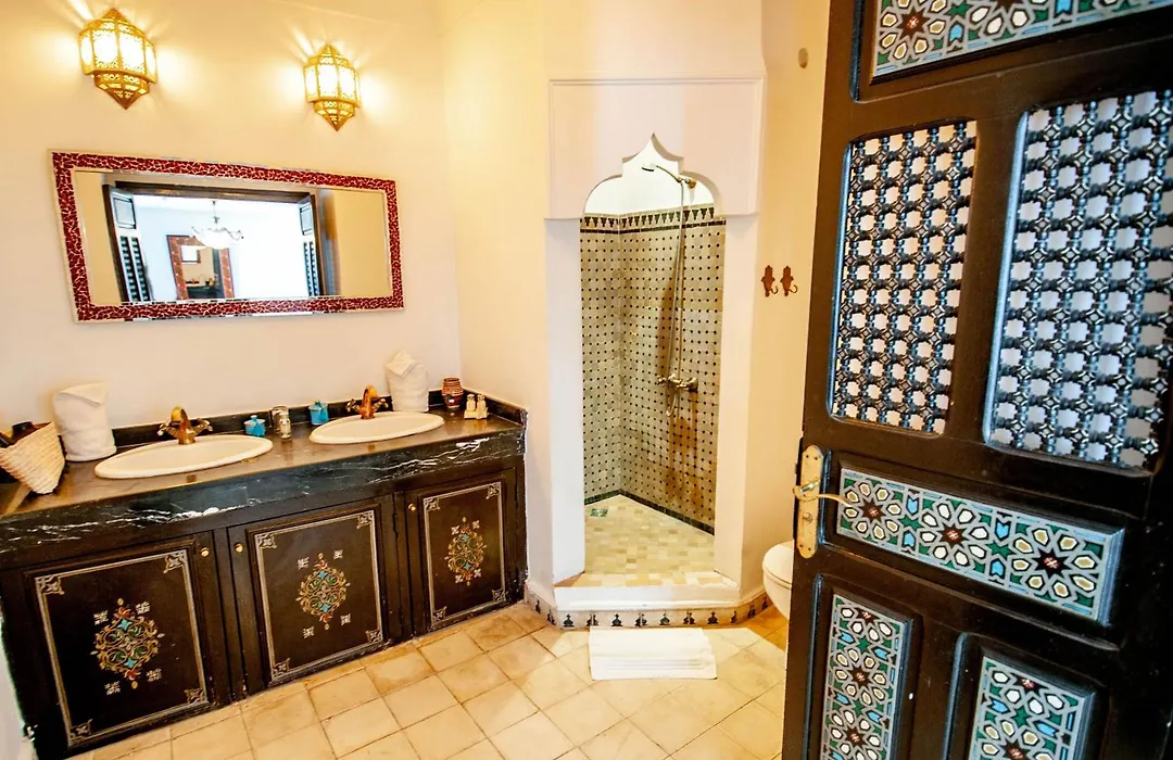 Riad Makila-1