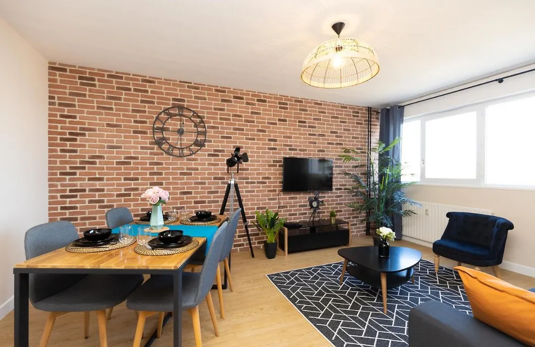 Le Petit Manhattan - Appartement Prive De 45 M2 - 2 A 4 Personnes - Parking Prive-1