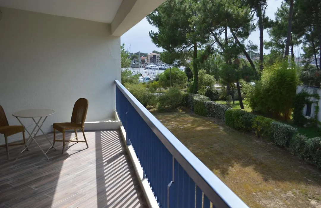 Appartement Pour 2 Personnes Vue Sur Le Port- Residence Jean Rameau-1