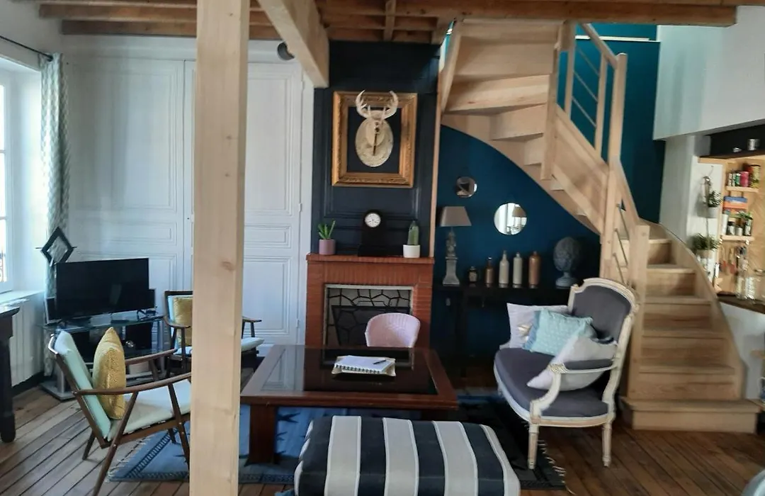 La maison de la baie, wifi, terrasse, 200m du port-1