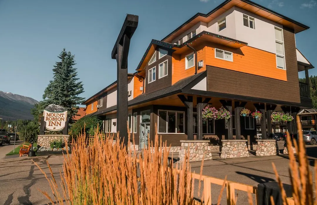 Mount Robson Inn-1