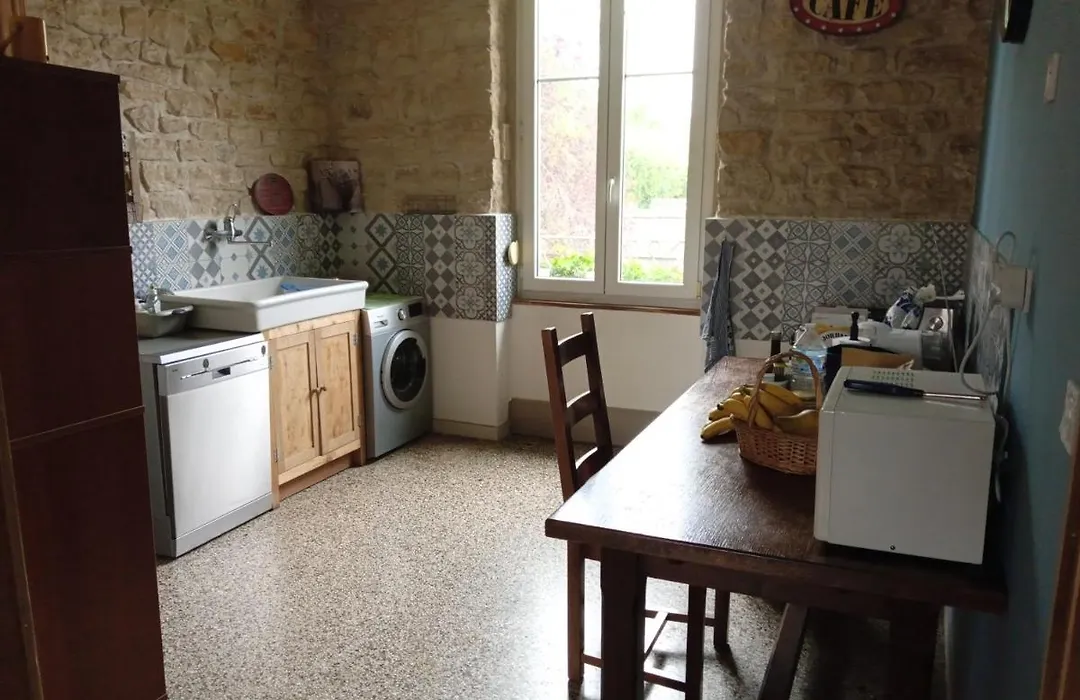 Superbe logement dans une maison de caractère-1