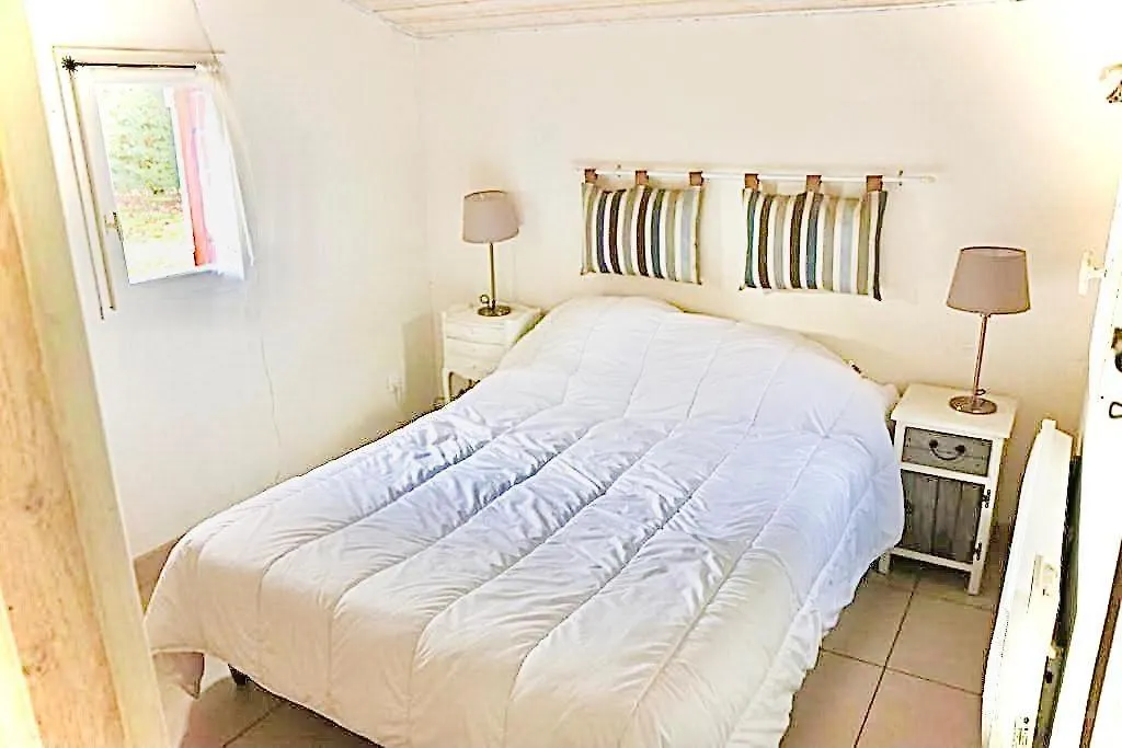 Maison 3 chambres wifi, jardin clos, piscine, tennis-1