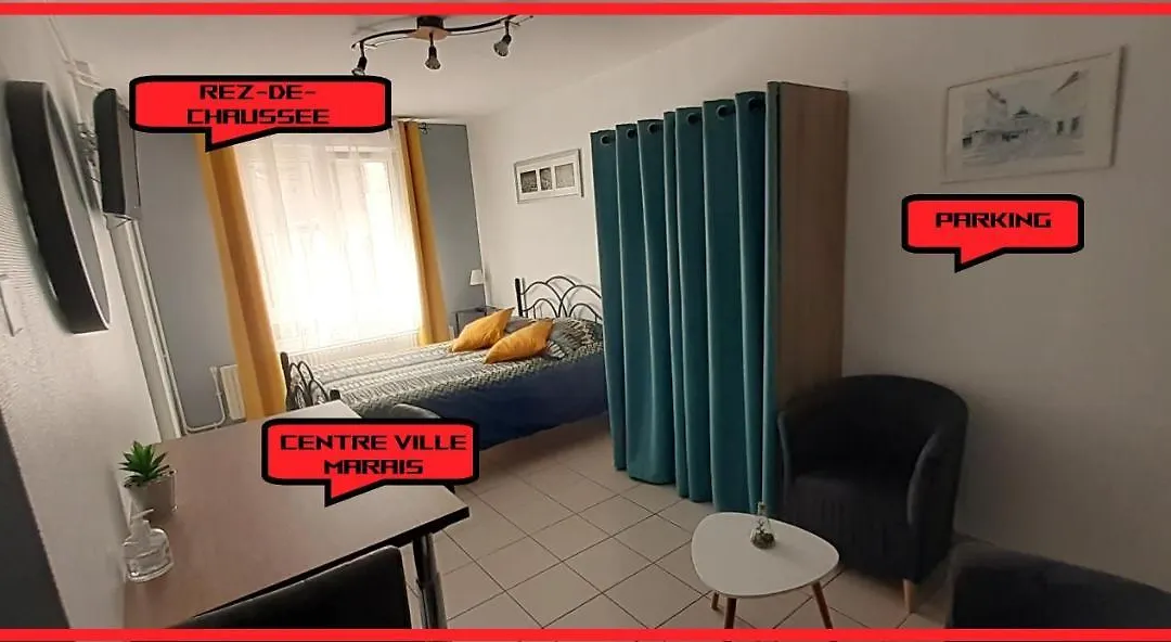 Charmant studio en plein centre avec parking-1