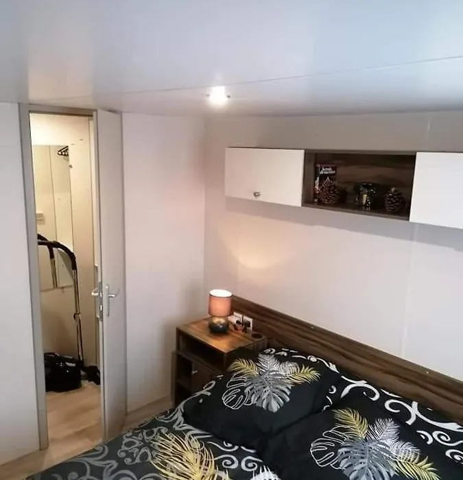 Mobile Home Au Camping Les Charmettes-1