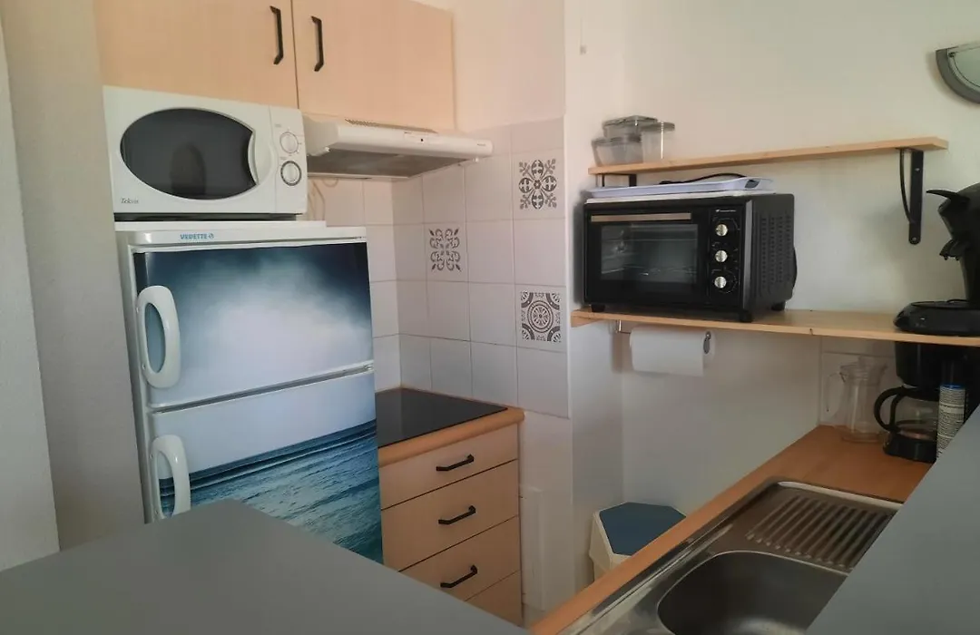 Belle maisonnette dans résidence avec piscine-1
