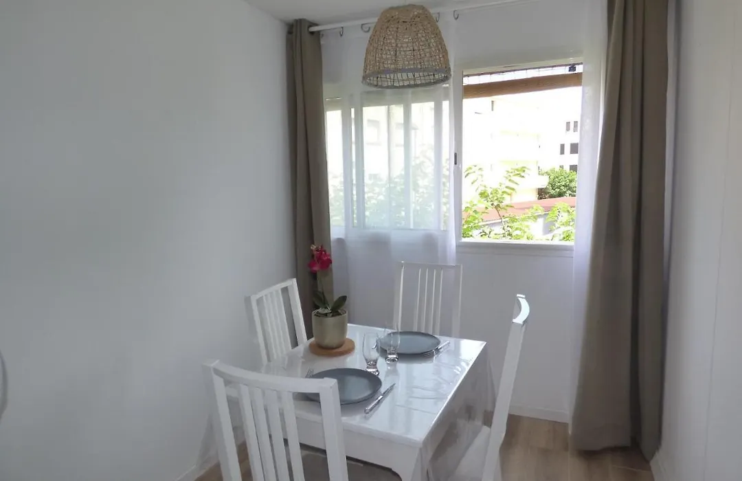 Coquet Appartement T2, La Méditerranée, Narbonne Plage-1