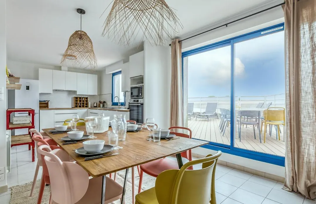 Appart pour 6 adultes et 2 enfants avec terrasse-1