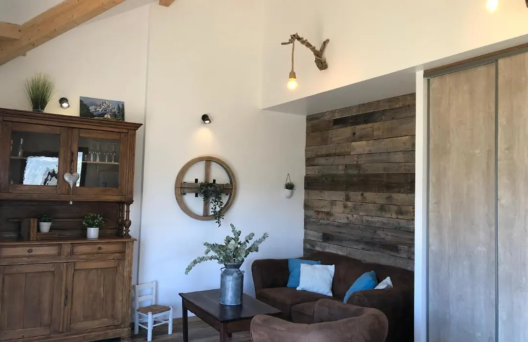chalet avec vue lac-1