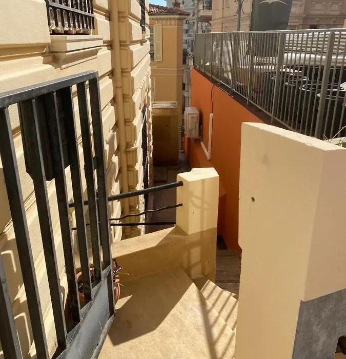 Central And Convenient Studio In Monaco-1