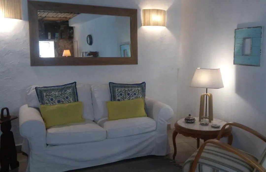 Ana'S Guest House Chambres D'Hotes-1
