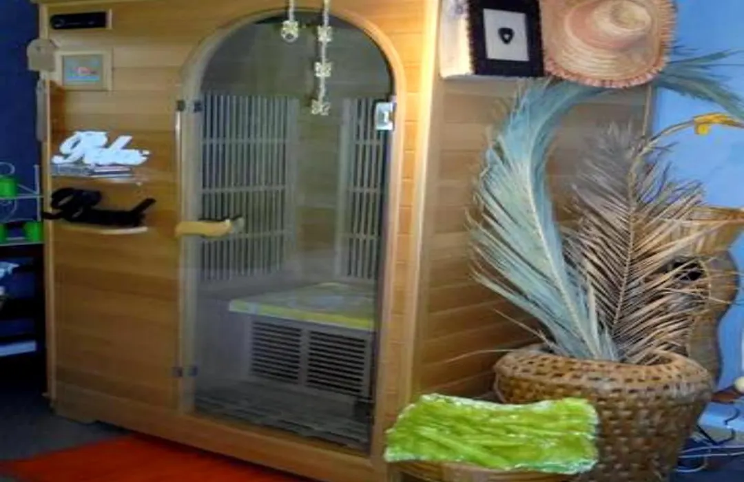 Blue Room, Kitchenette-1