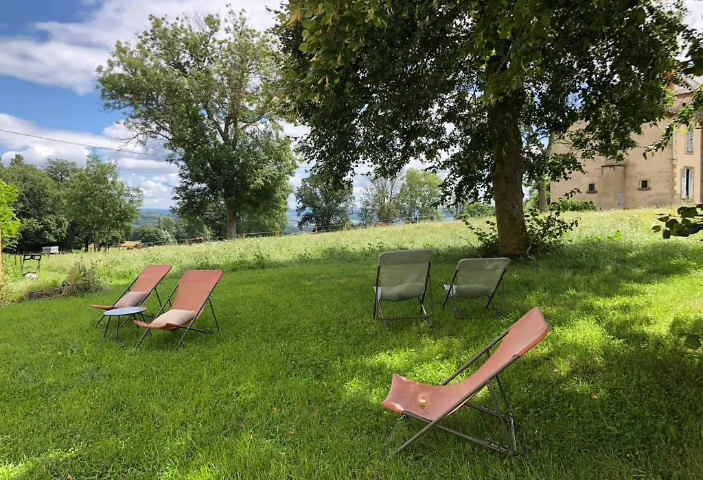 Le Gite Du Trianon D'Yss-1