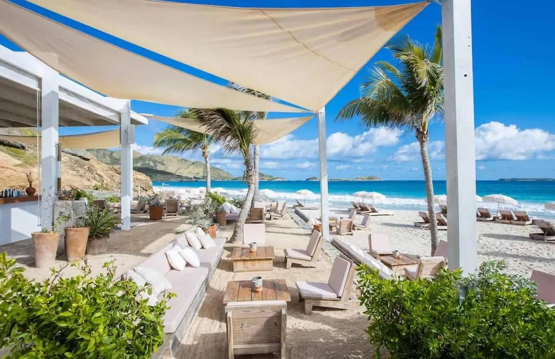 Villa Zandoli, Walkable Orient Bay Beach, Private Pool-1