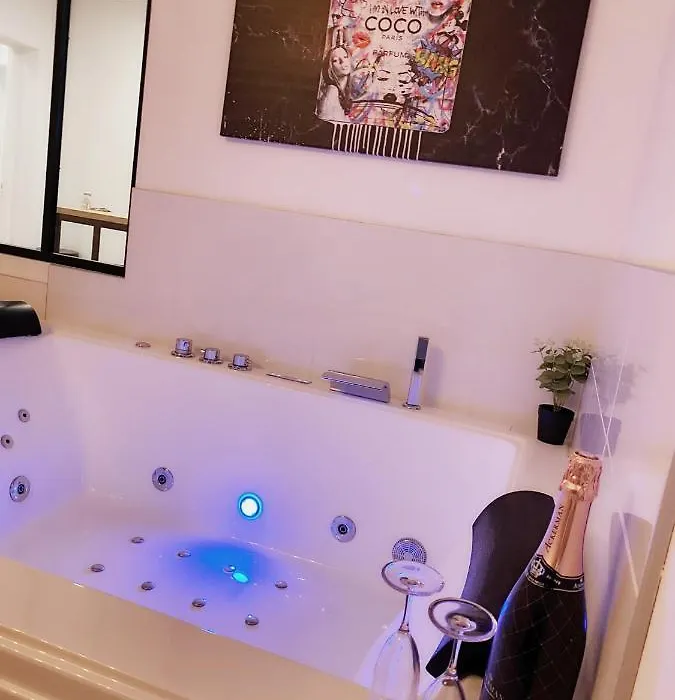L’apparté BLACK superbe appartement pop !-1