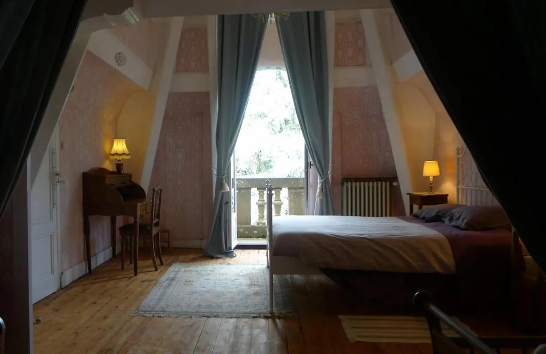 Le Manoir-1