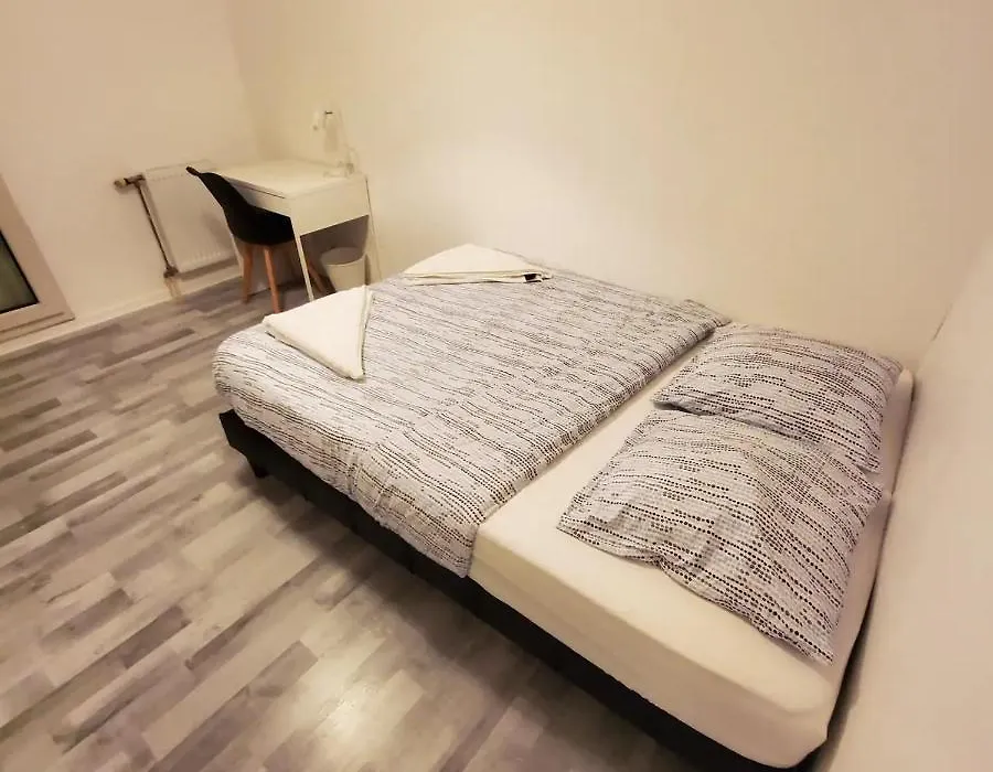 Appart 6 A 8 Personnes Proche Centre Parking Gratuit-1