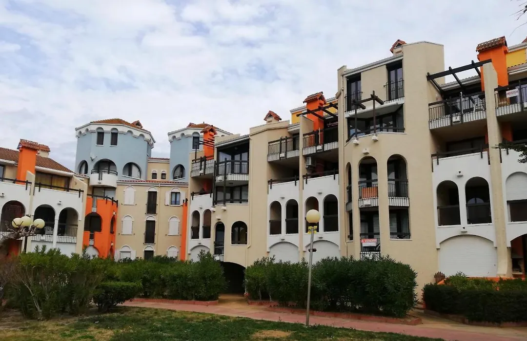 Presqu'île de Cap Coudalere avec une chambre - PISCINE OUVERTE et chauffée -terrasse-aire de jeux d'enfants - Parking - Terrain multisport - Terrain de pétanque-1