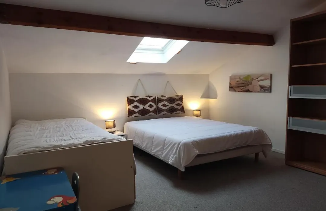 APPARTEMENT AU CALME AVEC PISCINE ET PARKING dans résidence securisée-1