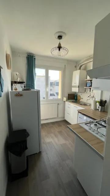 Appartement Avec Parking Prive-1
