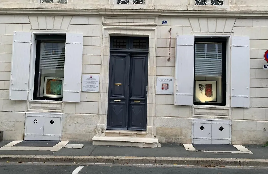 L'Art Studio Hyper Centre-1