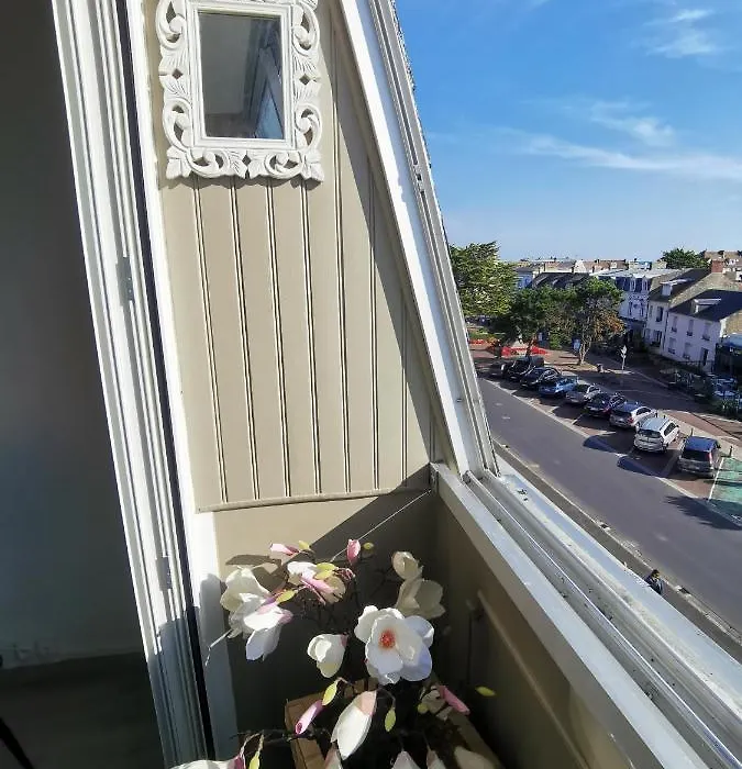 L'Escale-1
