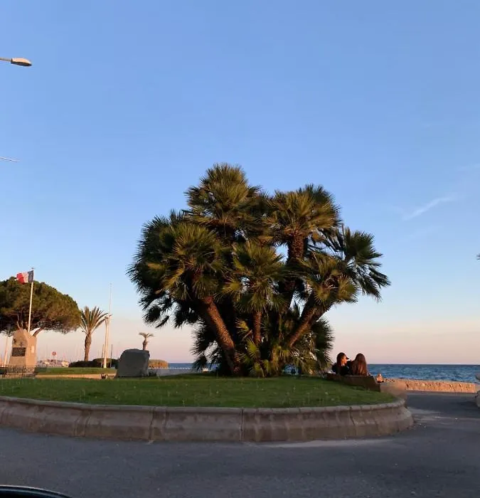 COULEURS DES ILES , Fréjus-plage-1