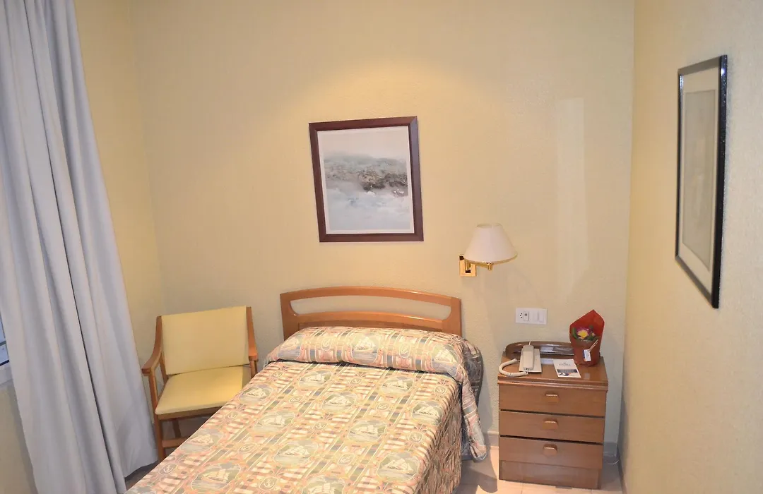 Hotel Santa Pola By Pierre & Vacances-1