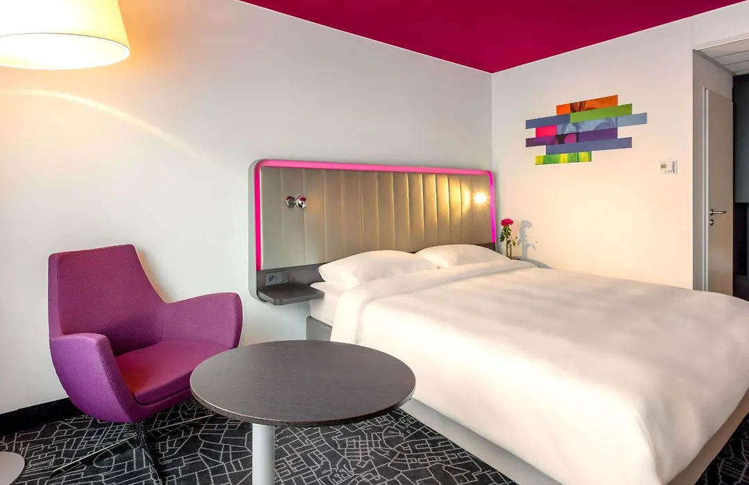 Park Inn By Radisson Nuernberg-1
