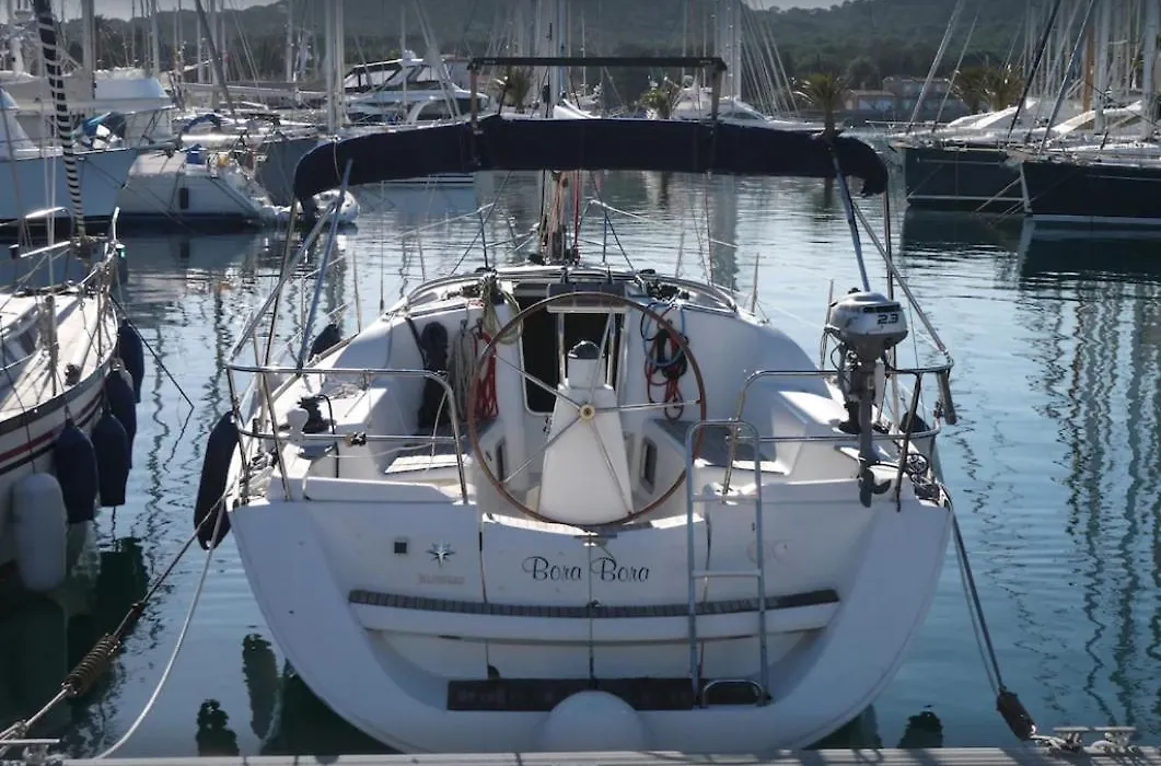 Porquerolles - Nuit Insolite A Bord Du Bora Bora-1