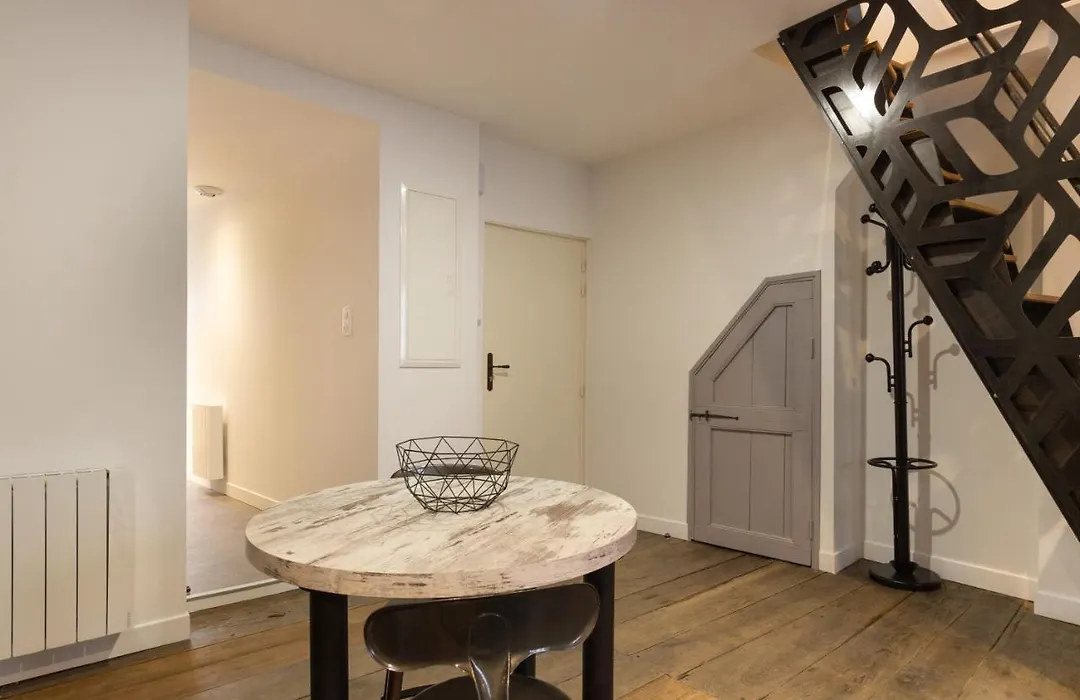 Appartement R3 T2 Rodez Centre Historique-1