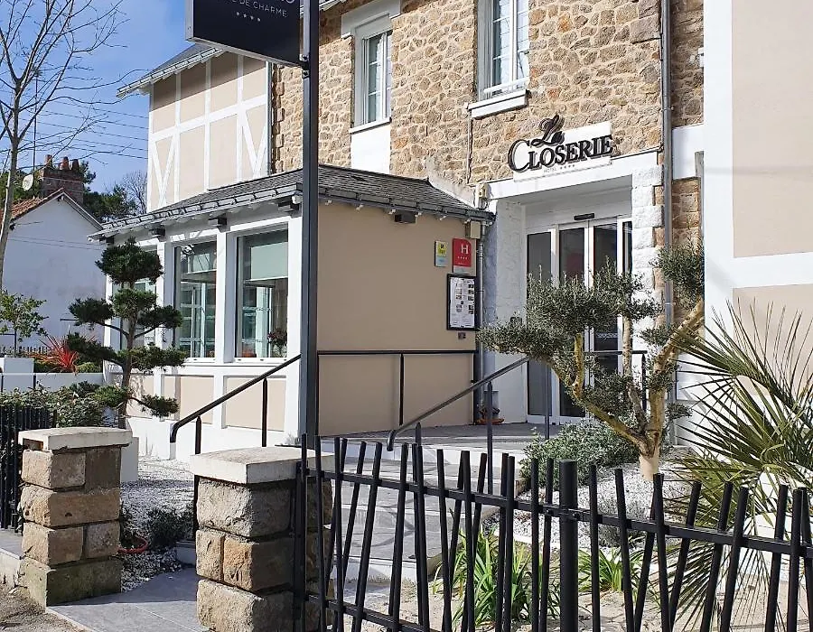Logis Hotel La Closerie-1