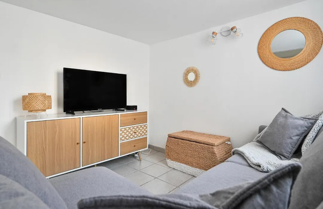 Jolie Appartement Climatise-1